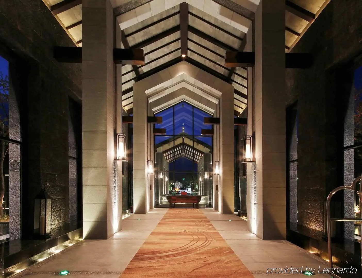 Pullman Lijiang Resort and Spa