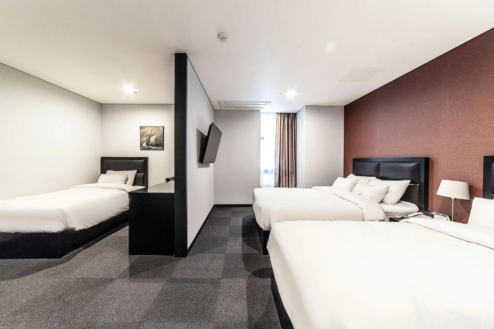 Gangneung Tourist Hotel