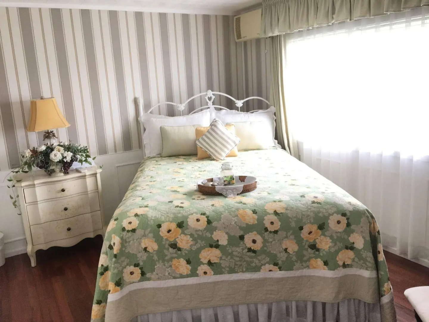 Riverside Cottage YOMITAN