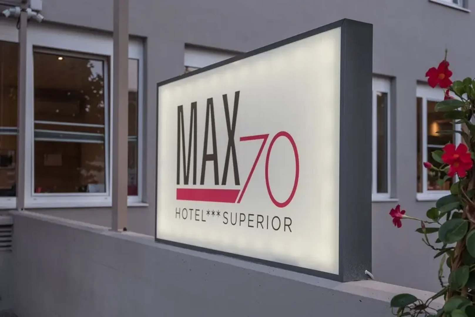 Hotel Max 70