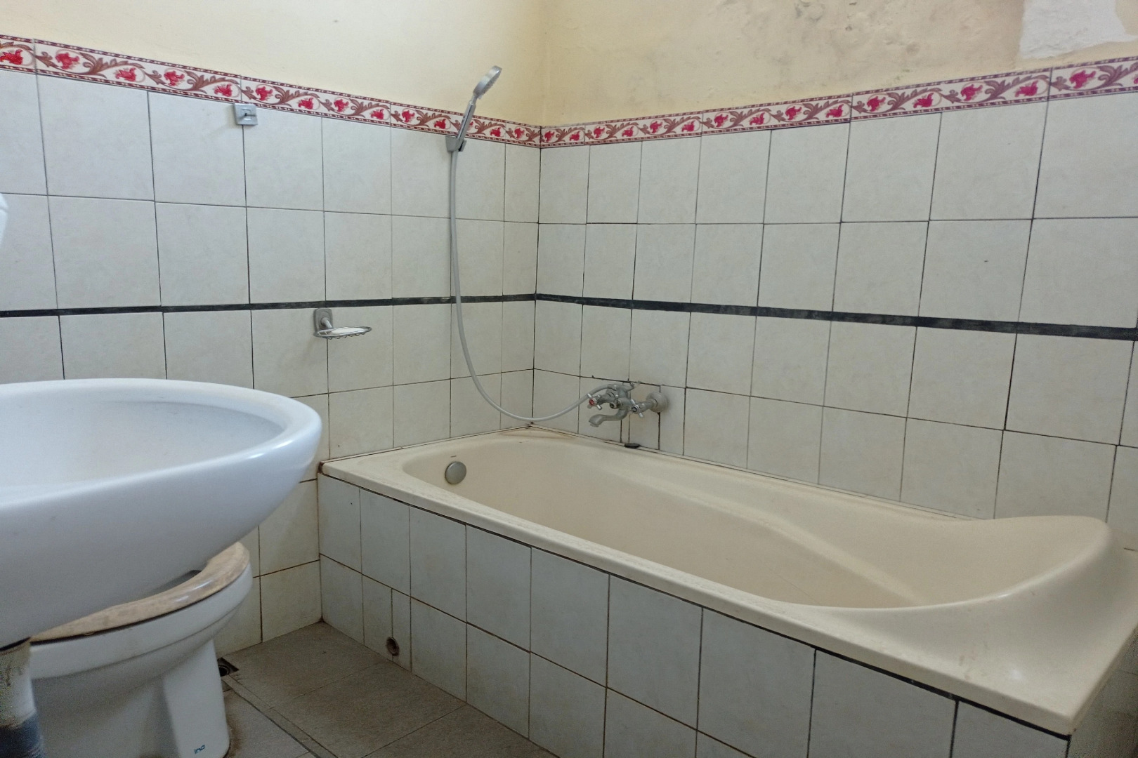 Hotel Mawar Sari RedPartner