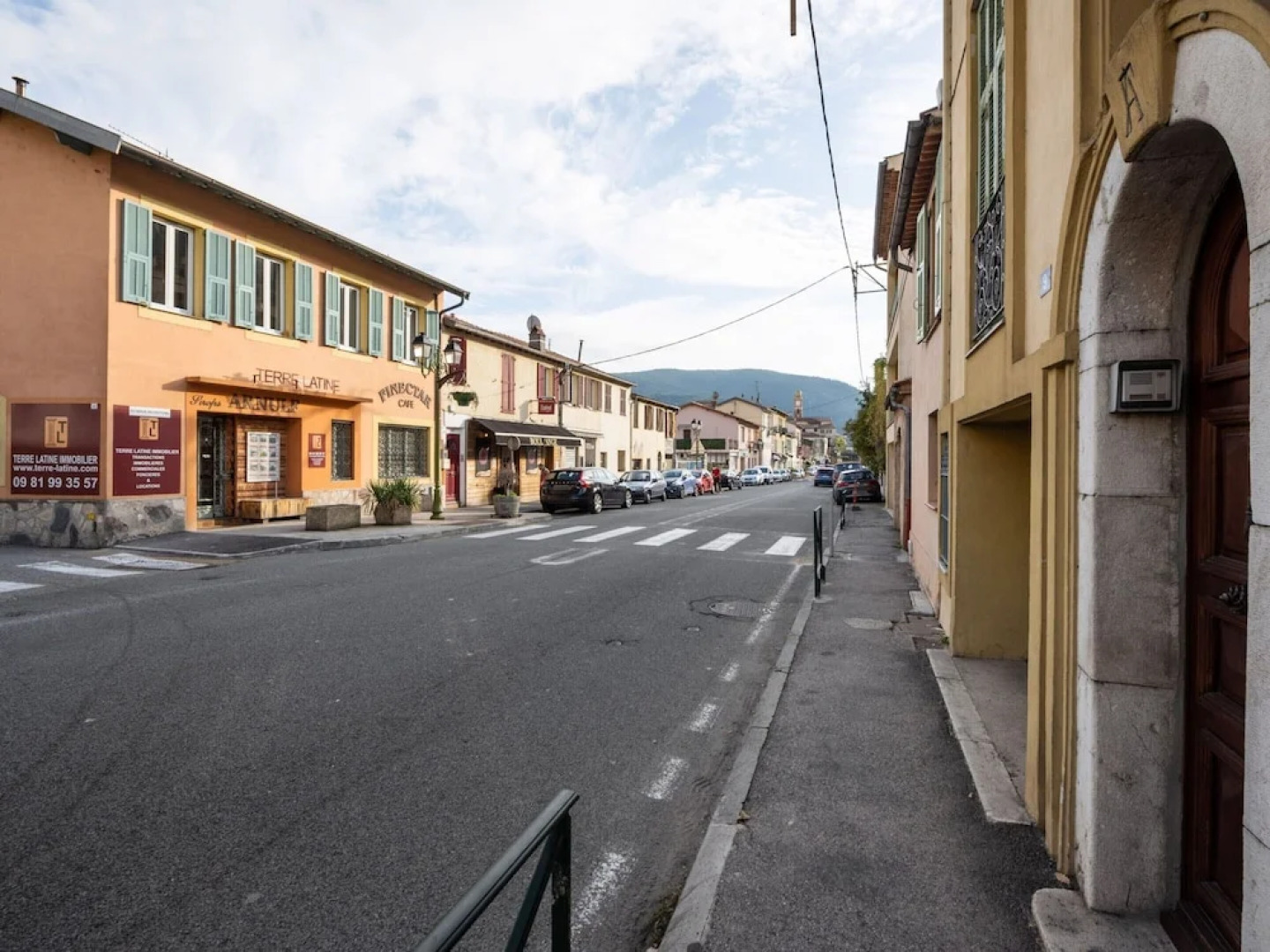 Charming Flat With Pool