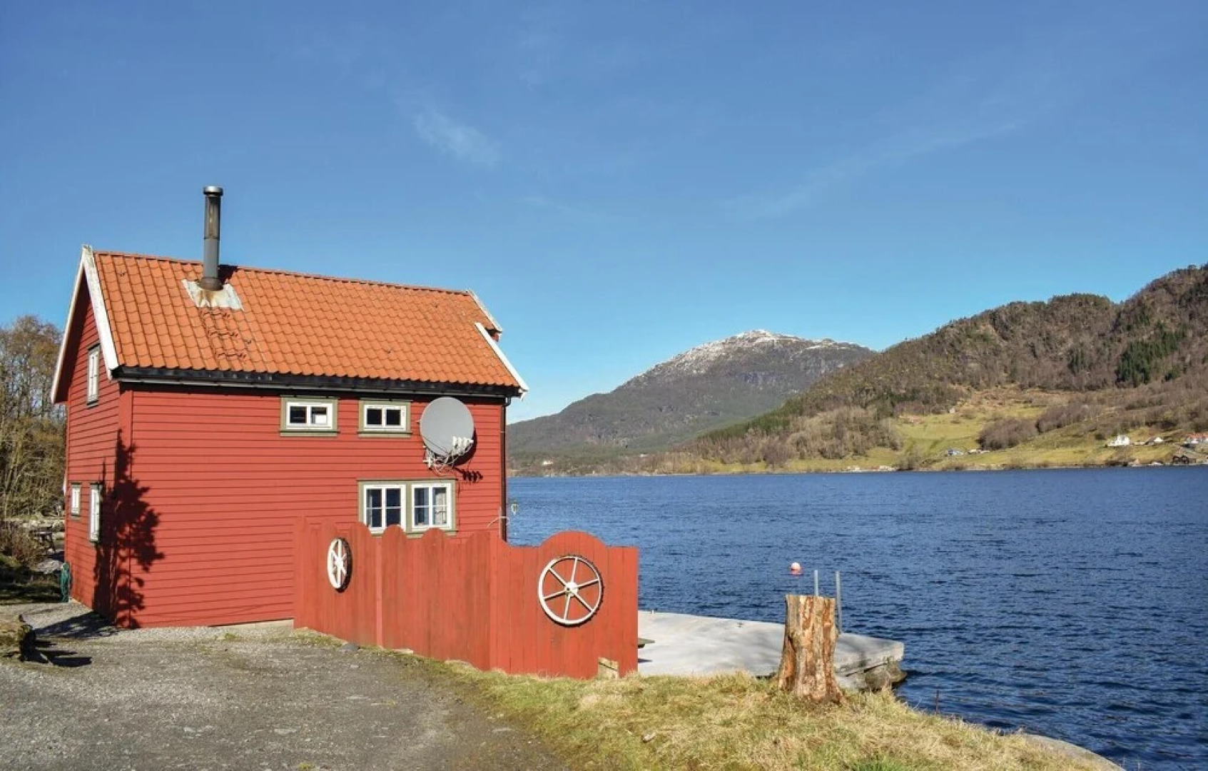 Stunning Home in Ølensvåg With 2 Bedrooms and Wifi