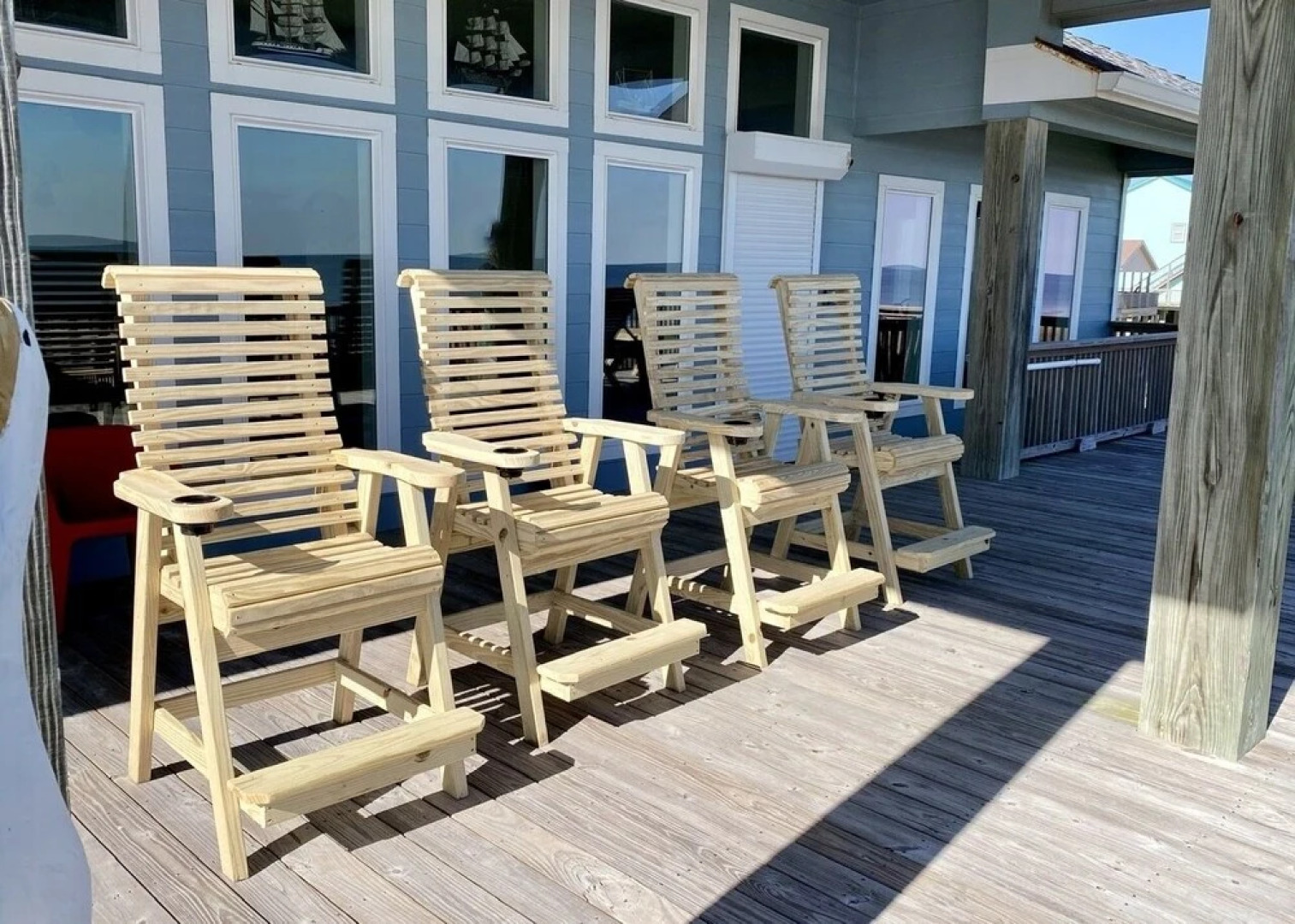 1 Driftwood 4 Bedroom Home by Redawning