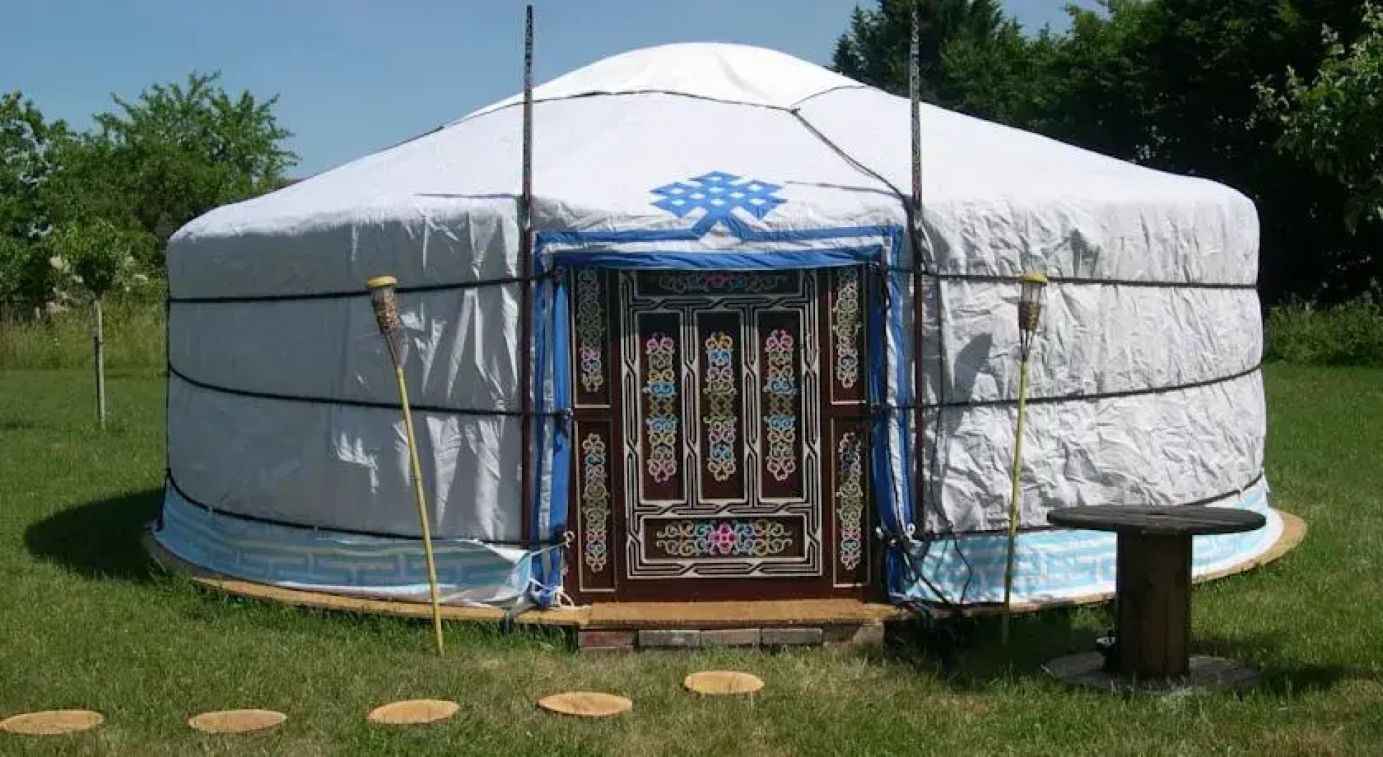 Khatoun Yourte & Roulotte