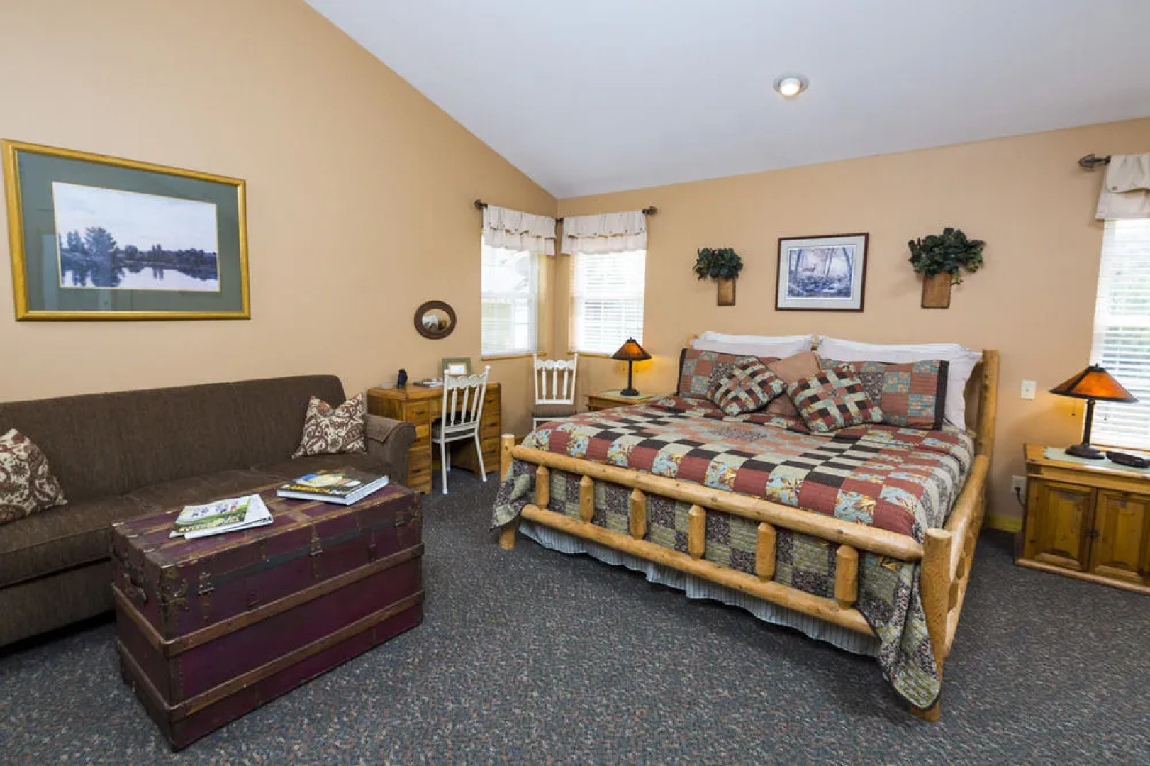 Hawk Valley Retreat and Cottages