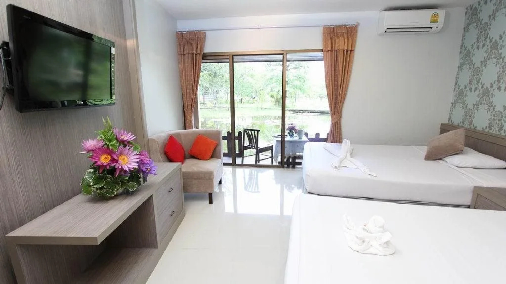 Thara Cholapruek Resort - SHA Extra Plus