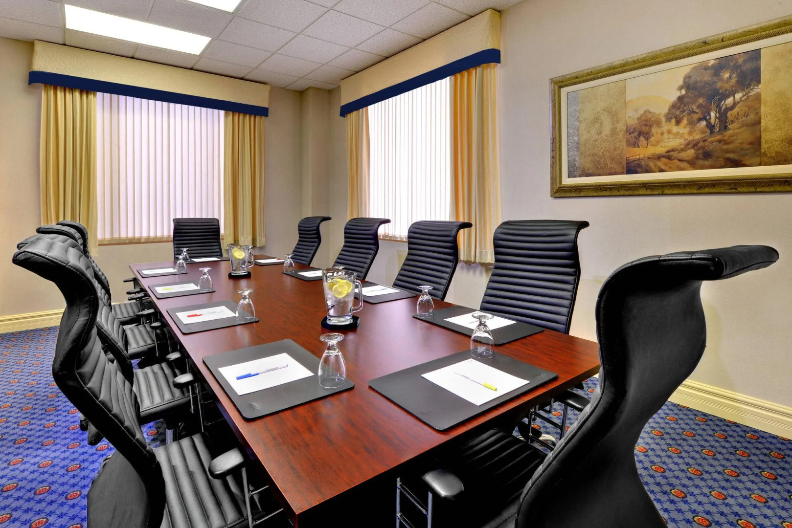 Four Points by Sheraton St. Catharines Niagara Suites