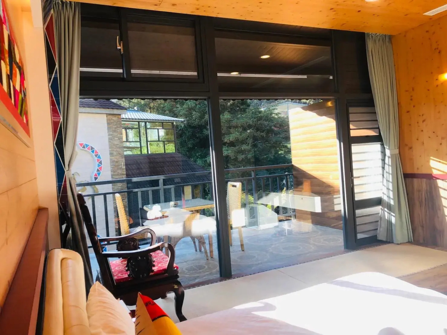 Applause In The Mountain