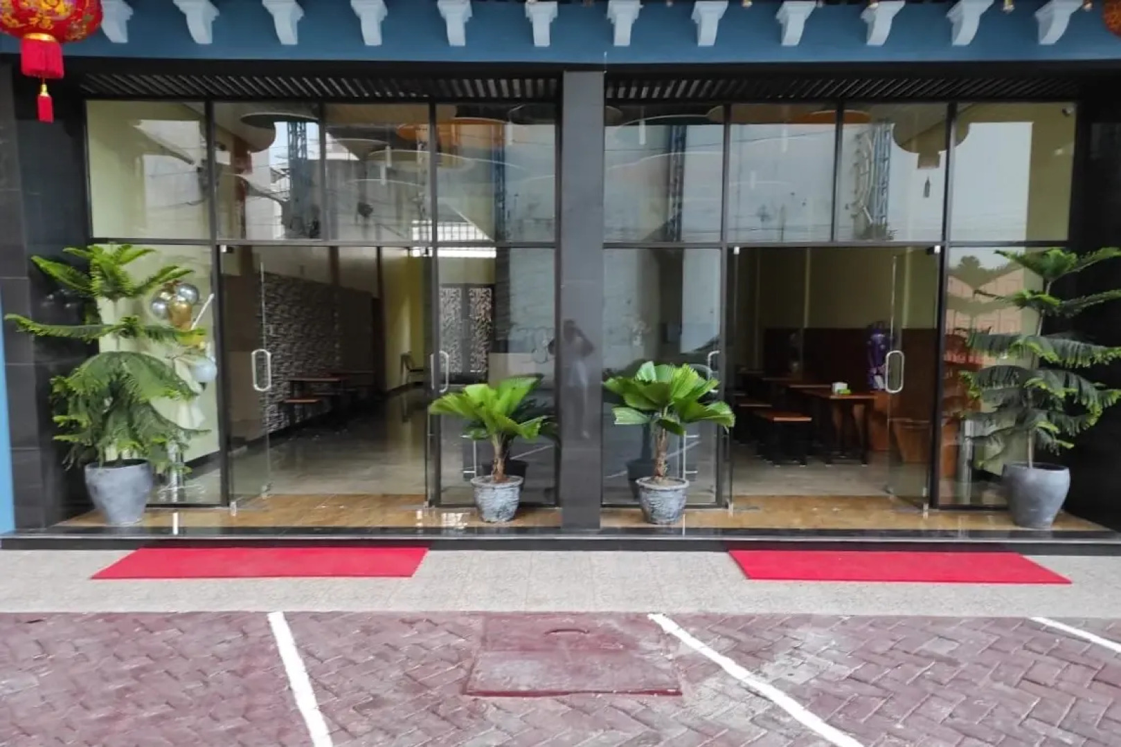 RedDoorz Plus near Ramayana Pematangsiantar