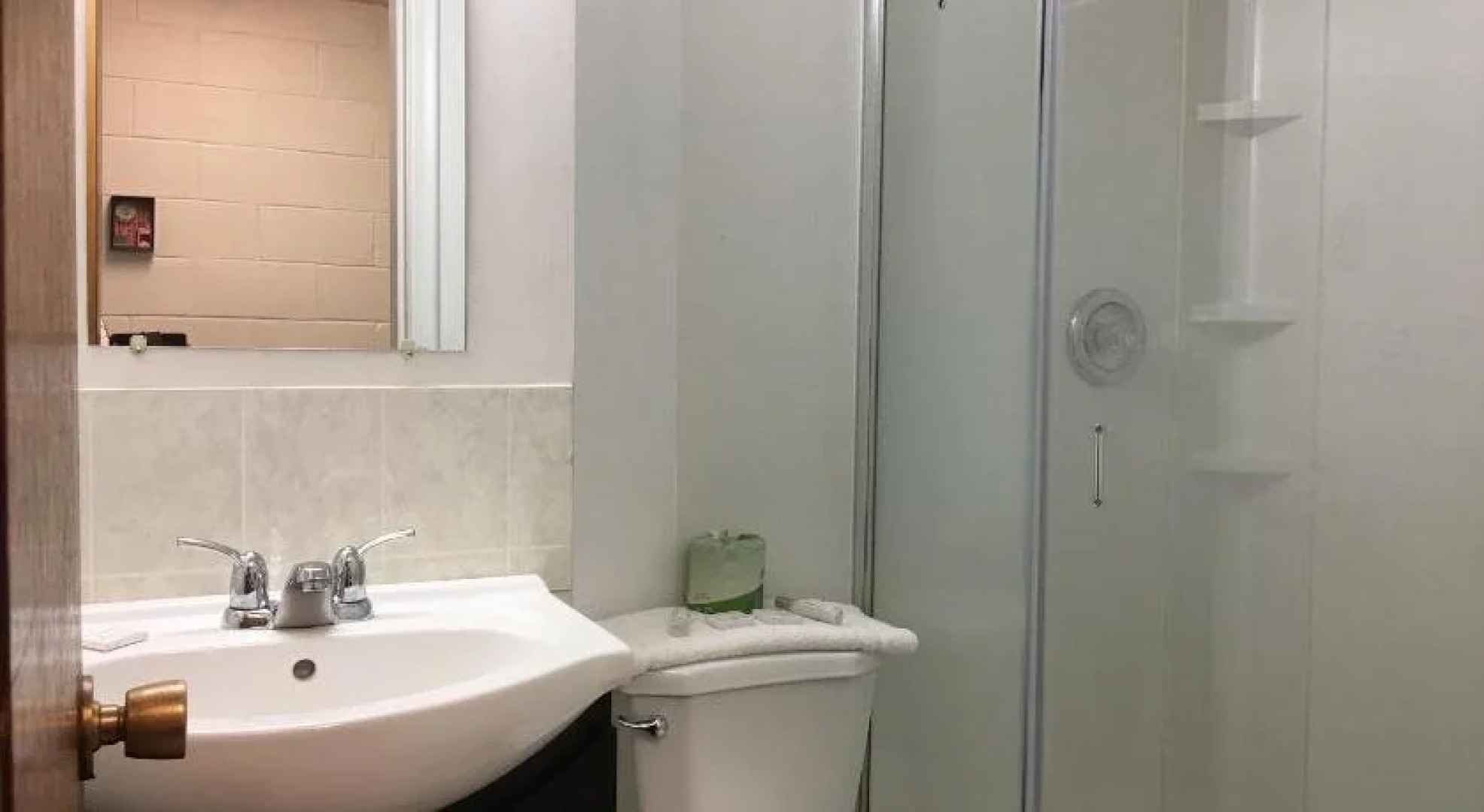 Kootenay Country Inn