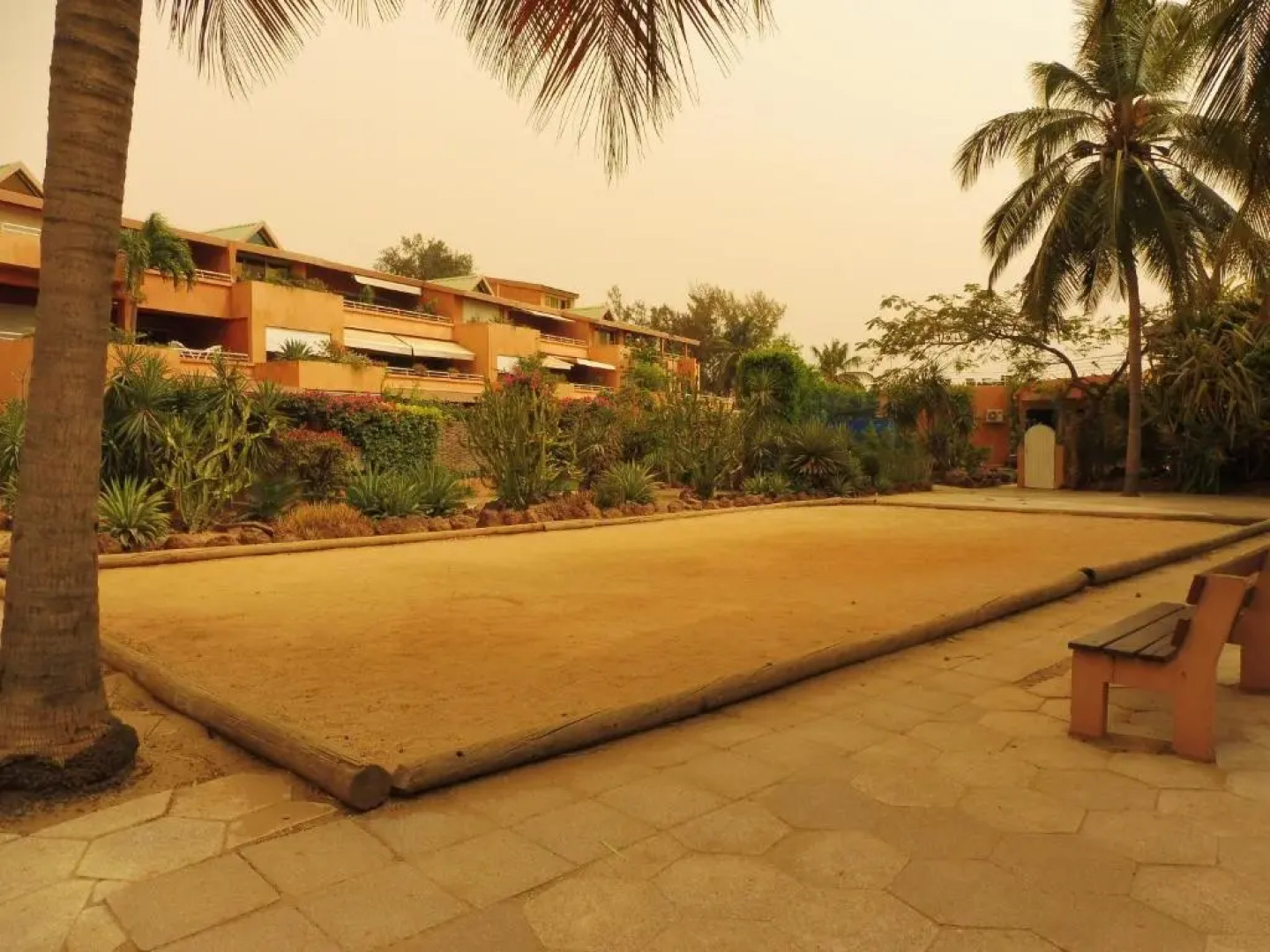 Safari Village - Case73