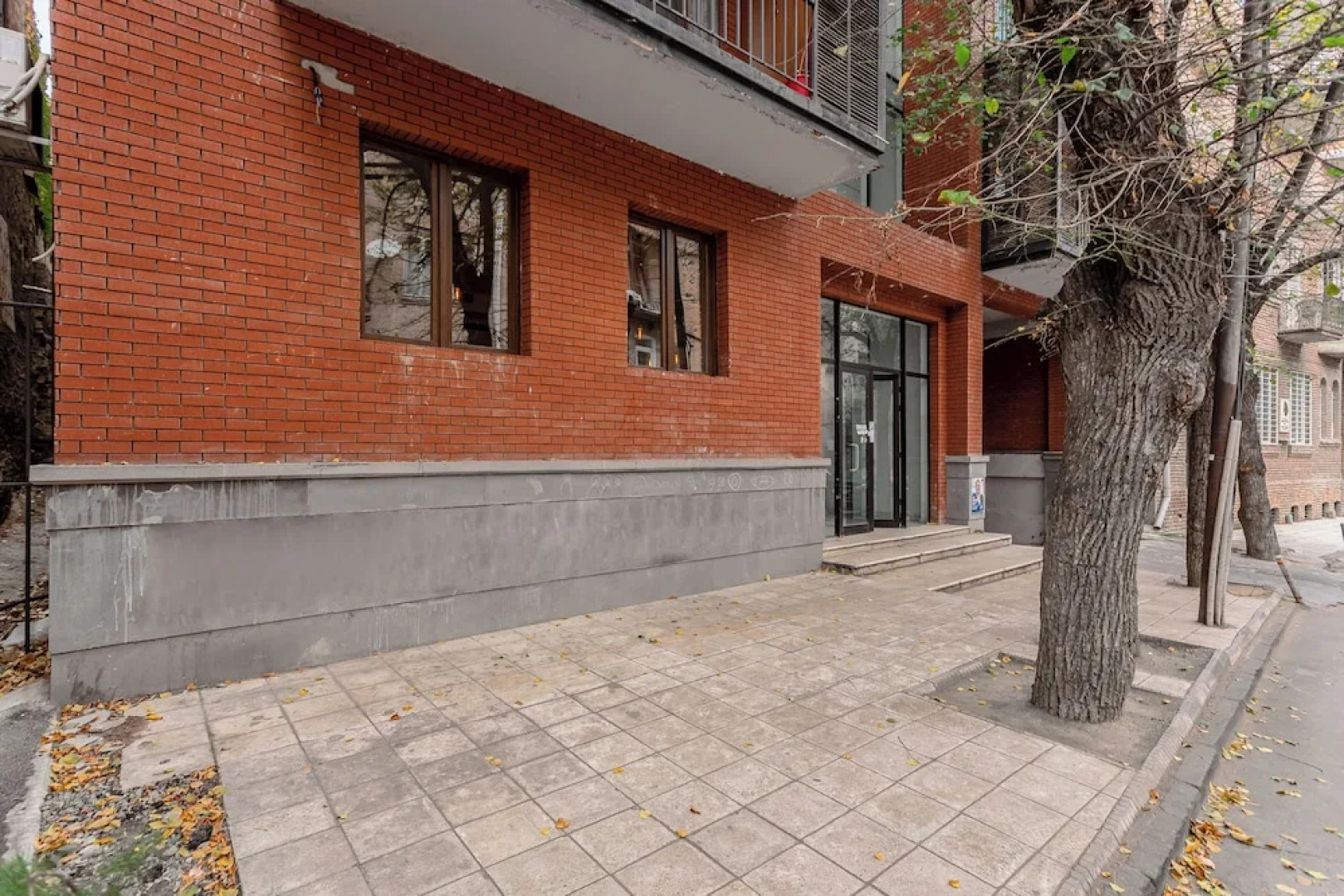 Отель The Tbilisi Pod