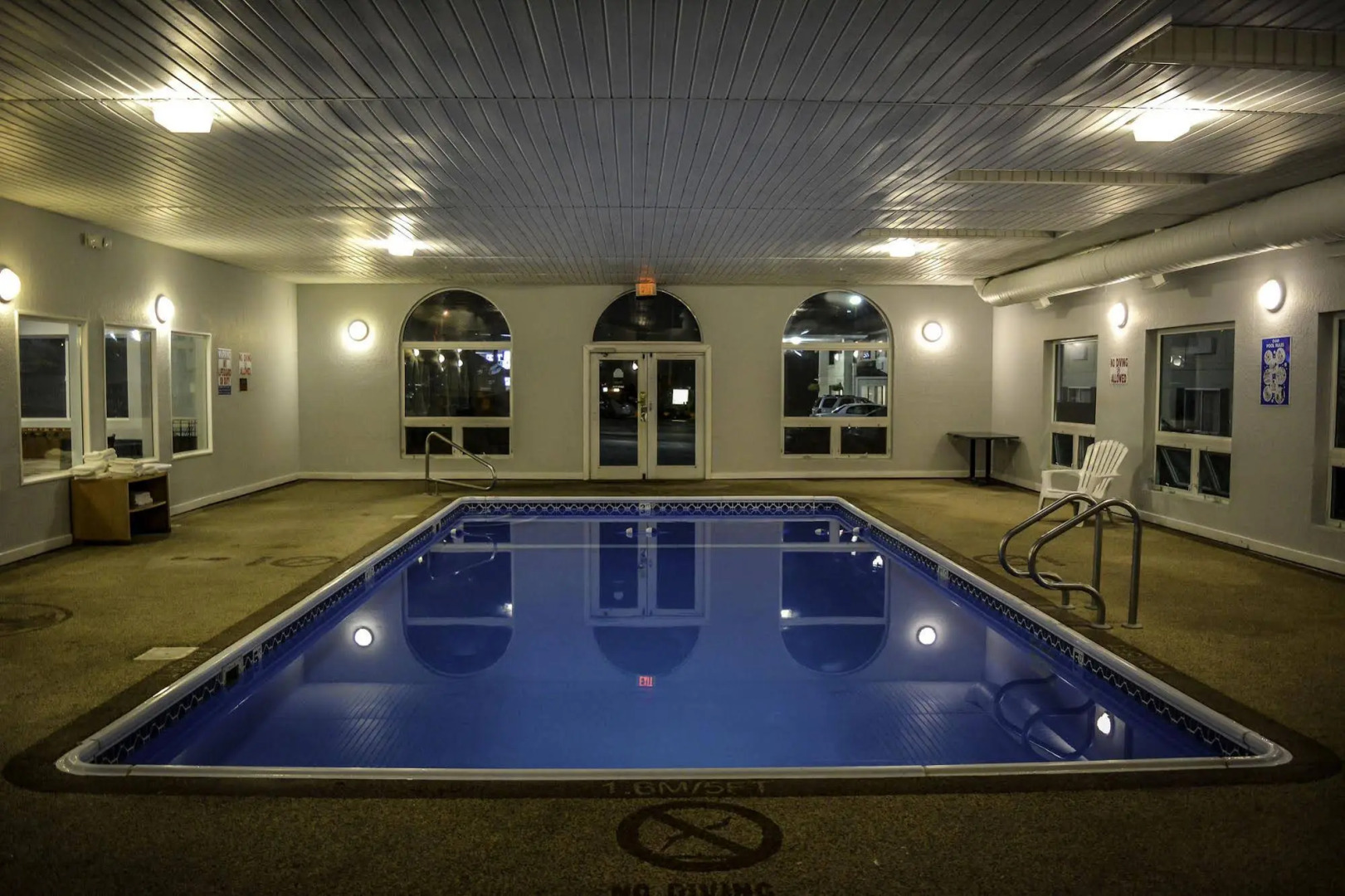 Americas Best Value Inn & Suites