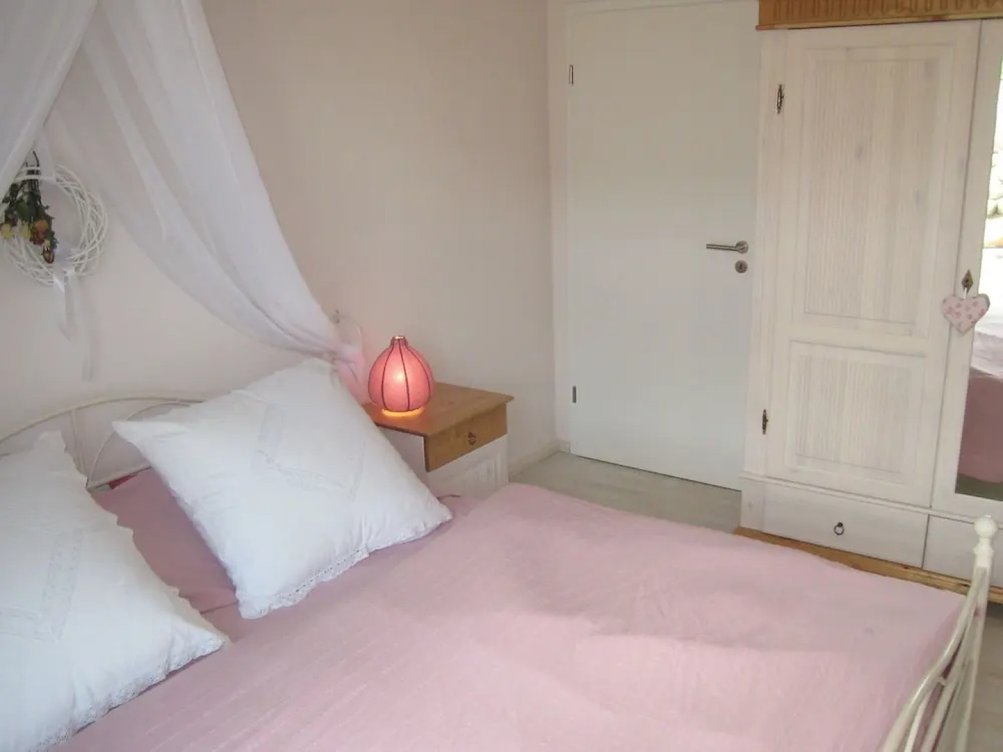 Luxurious Holiday Home in Oos Eifel with Sauna