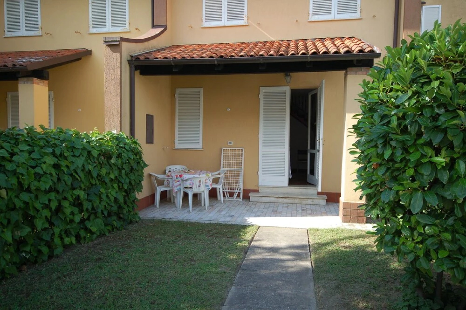 Delta Blu Residence Village