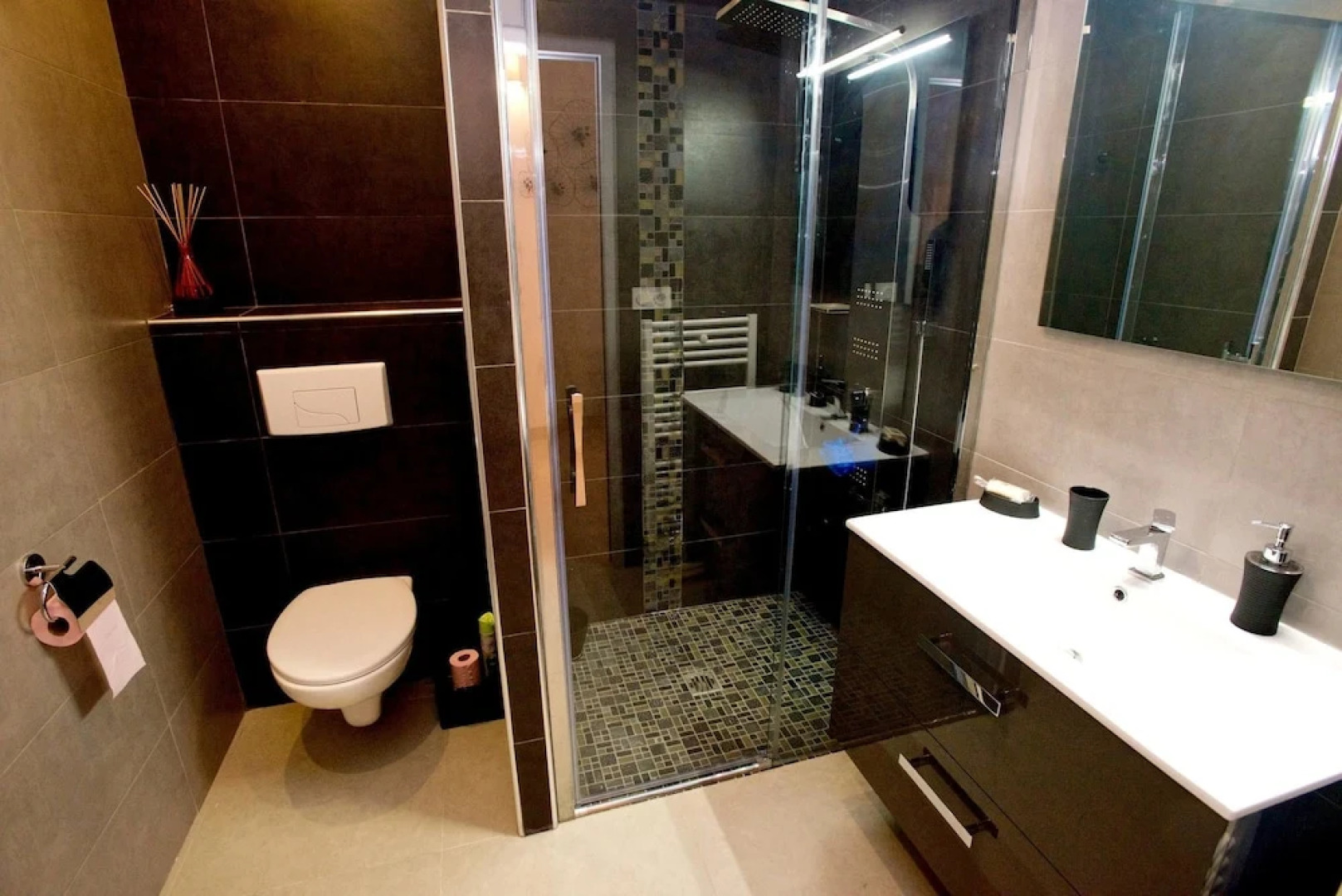 Studio in Roquefort-la-bédoule, With Pool Access, Enclosed Garden and