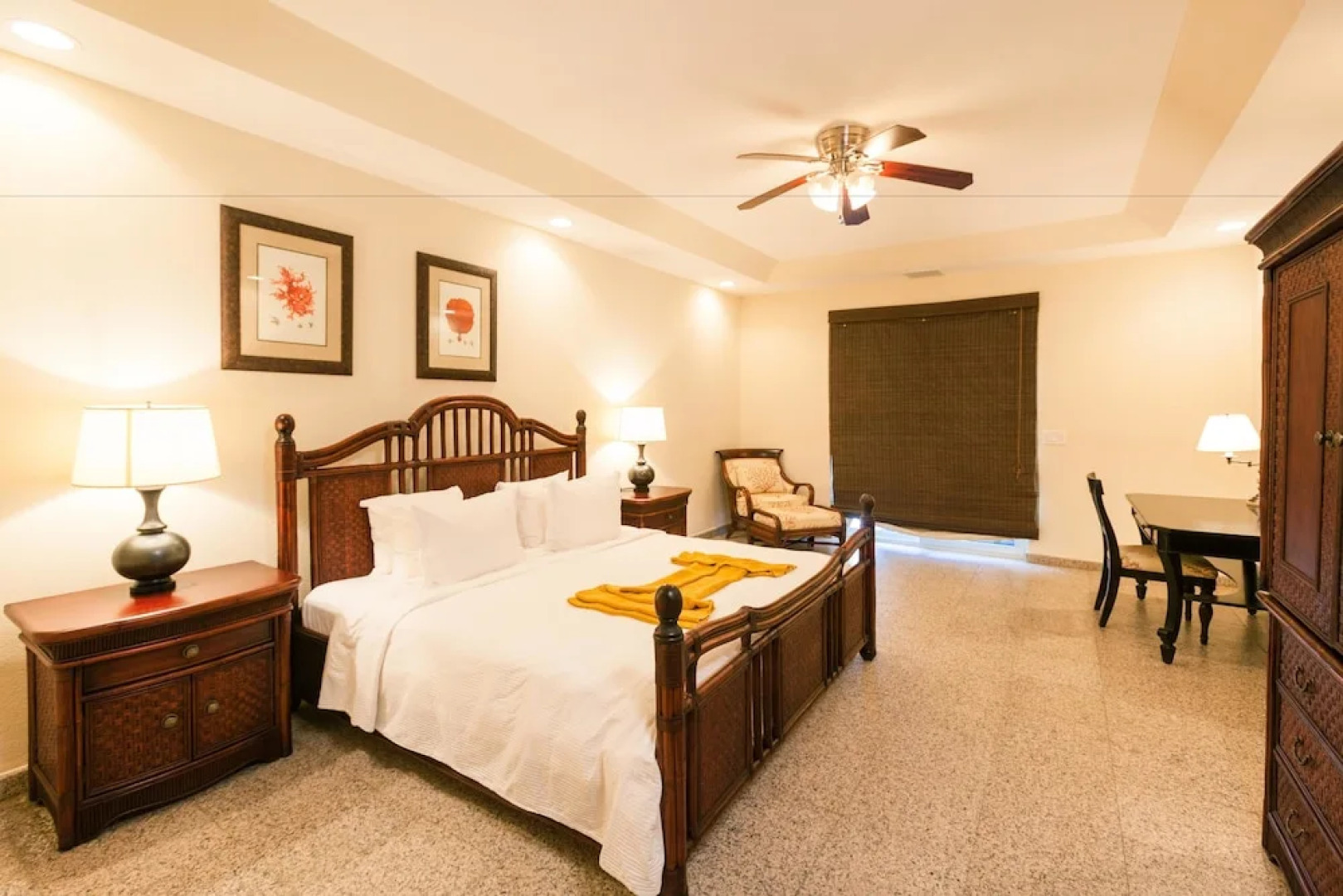 Lawson Rock Seahorse 104