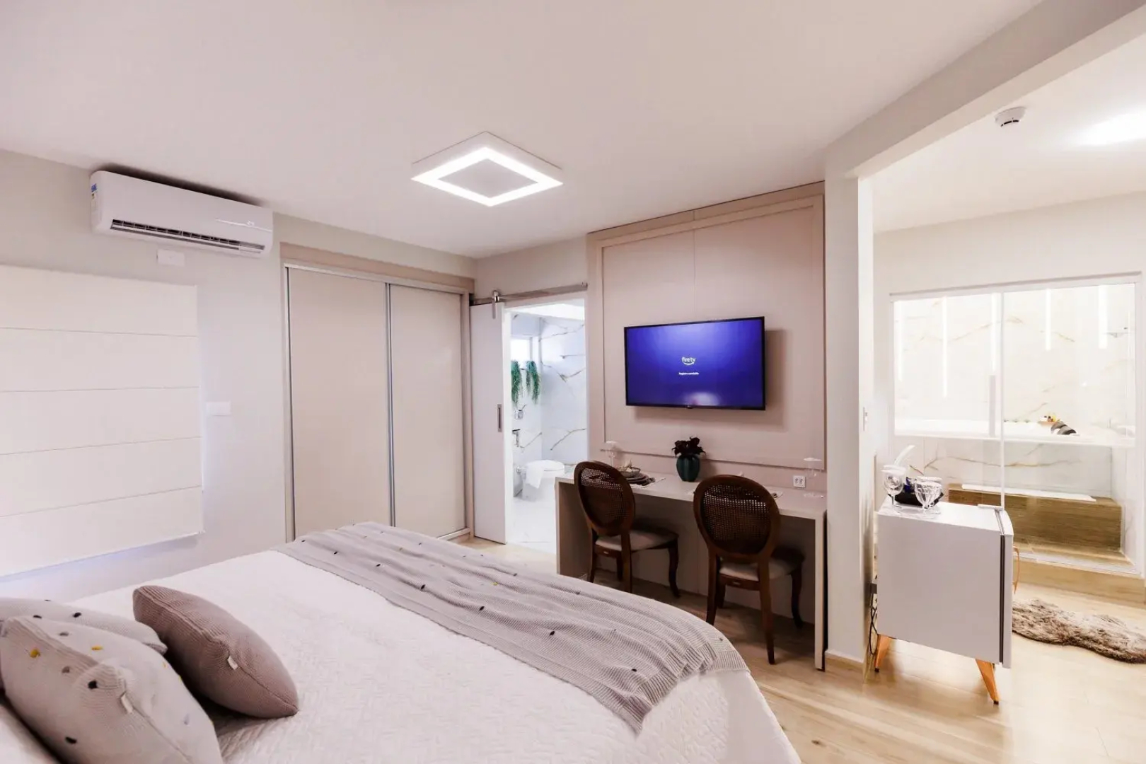 Tonello Business Hotel