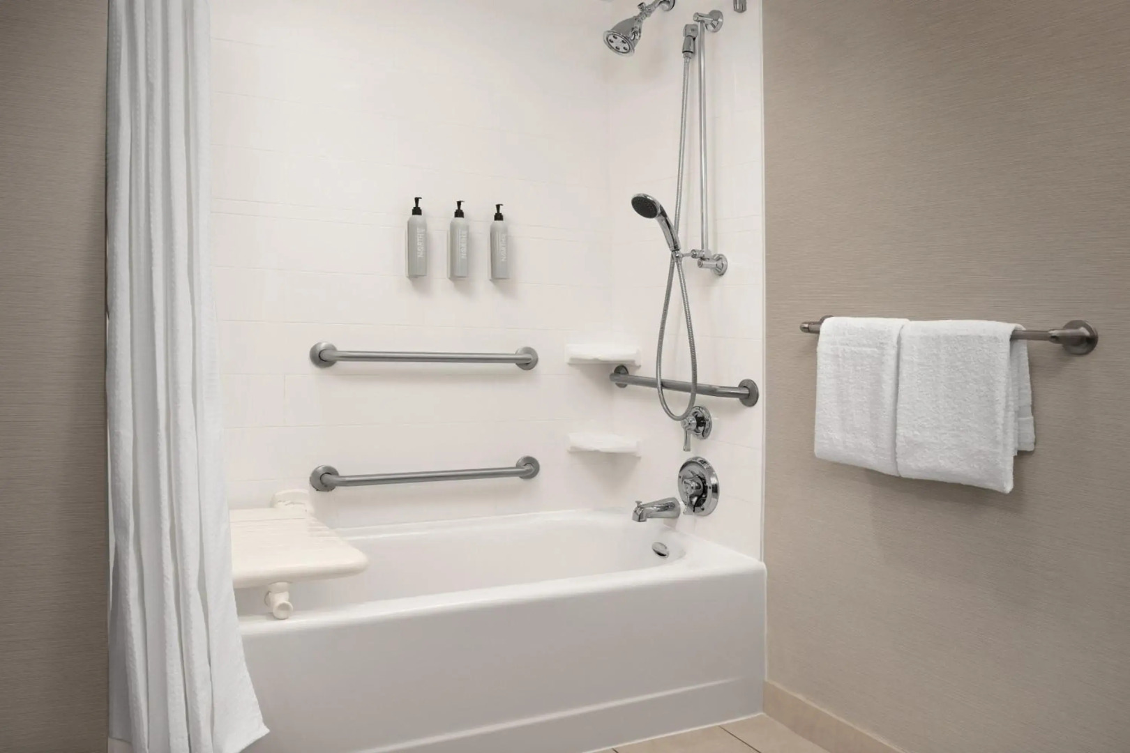 Courtyard Syracuse Downtown At Armory Square