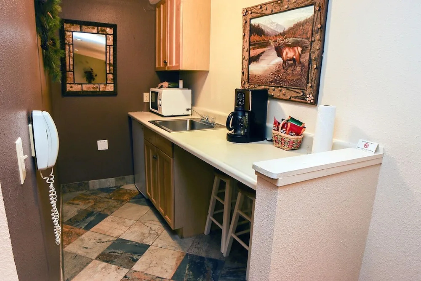 Fawn Valley Inn: 107