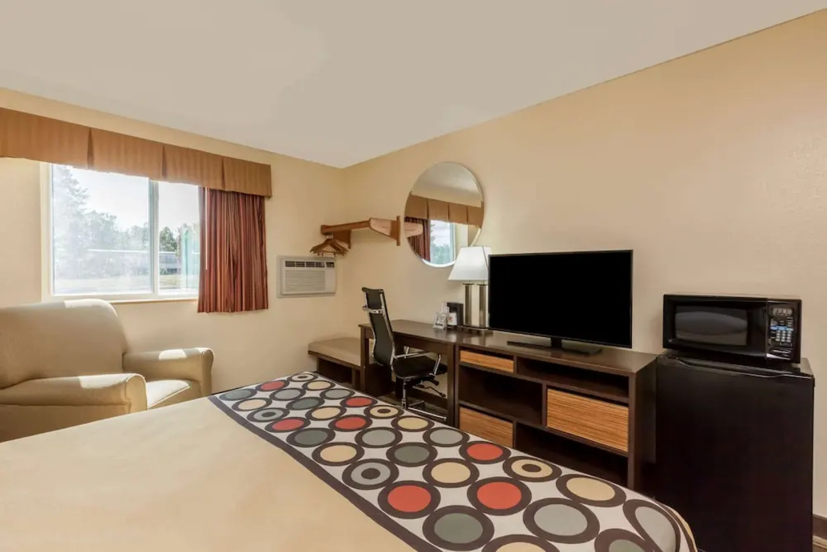 Super 8 by Wyndham Latham/Albany Airport