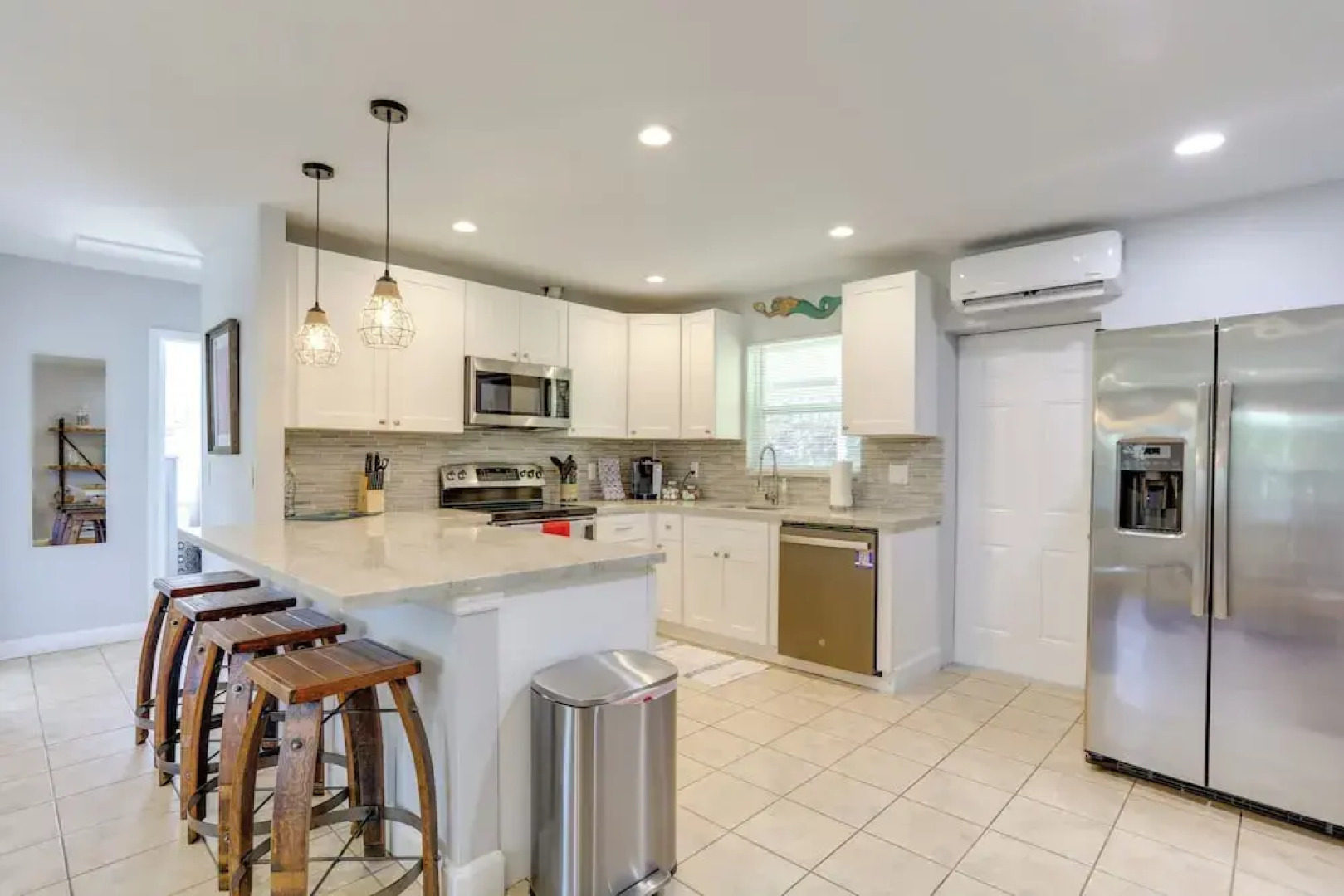 < 3 Mi to Juno Beach: Coastal Townhome w/ Patio!