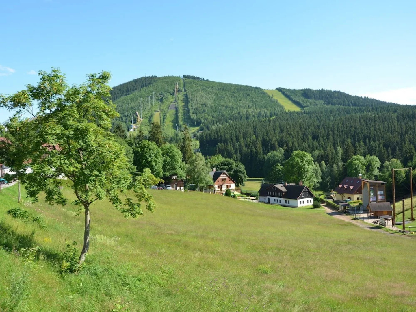 Serene Holiday Home With Private Garden, Whirlpool, Terrace