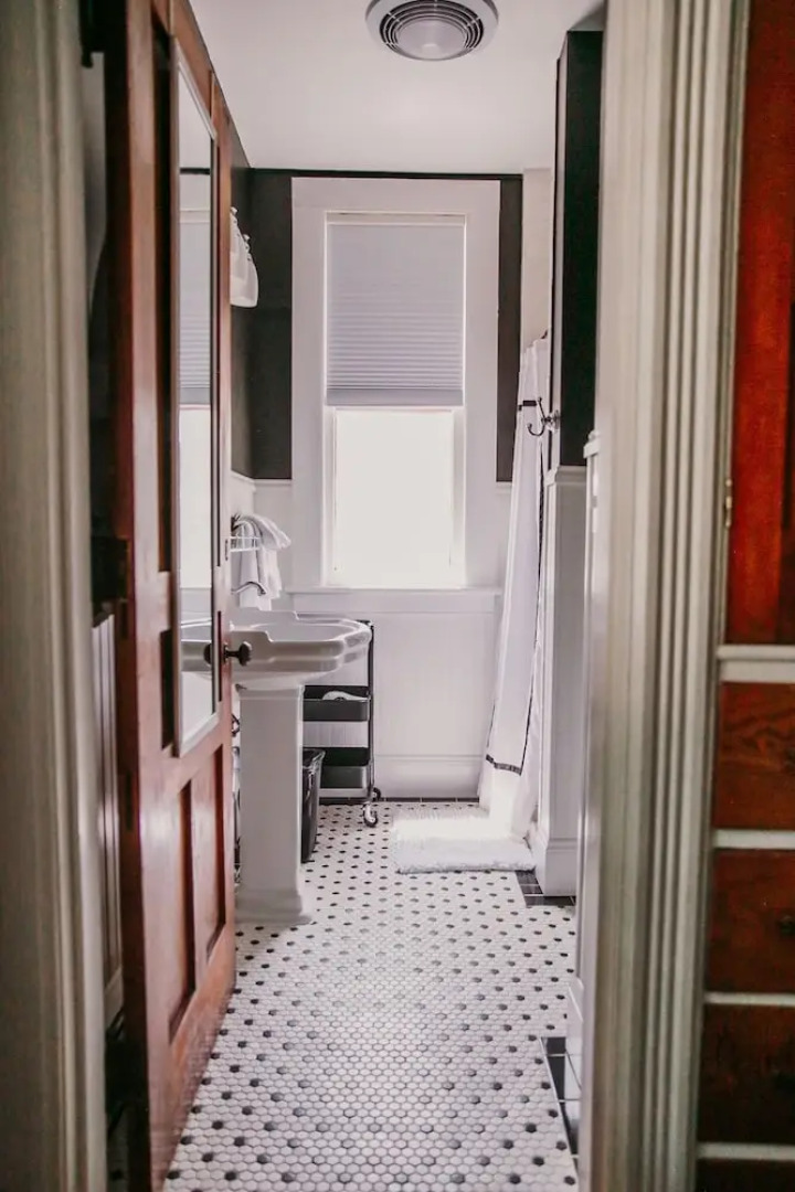 The Inn At Five Points