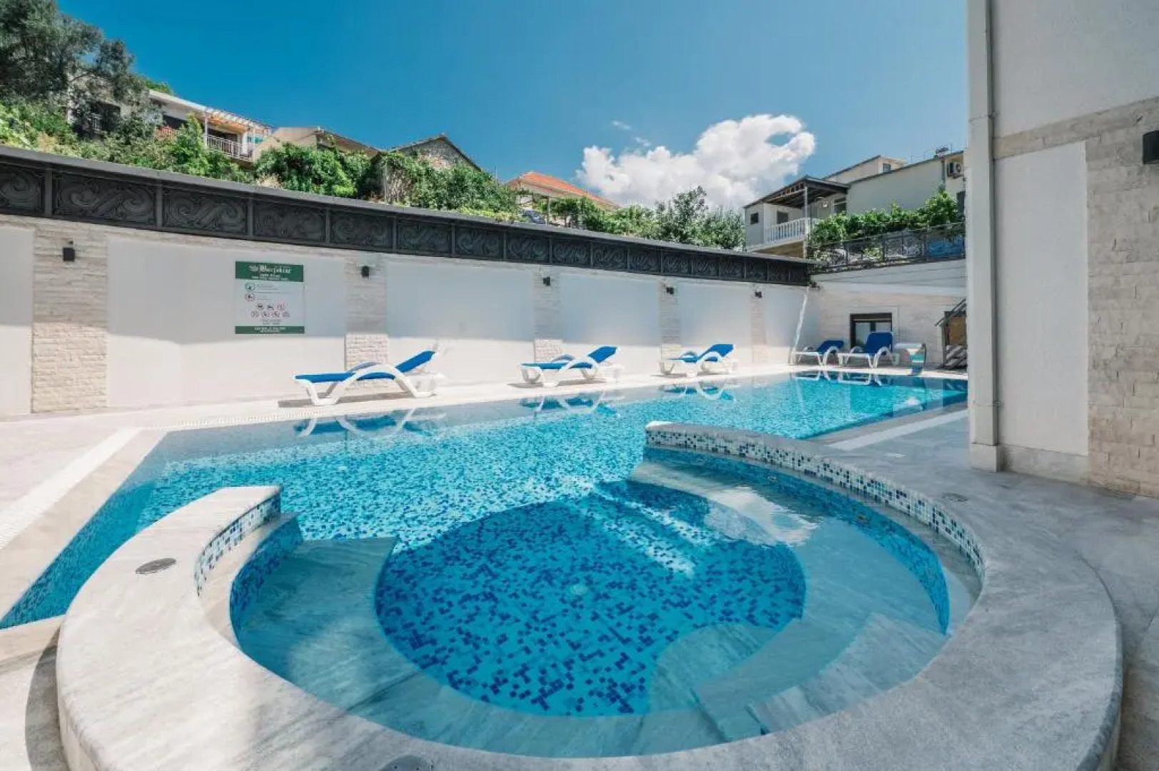 Barjaktar - Luxury Suites & SPA