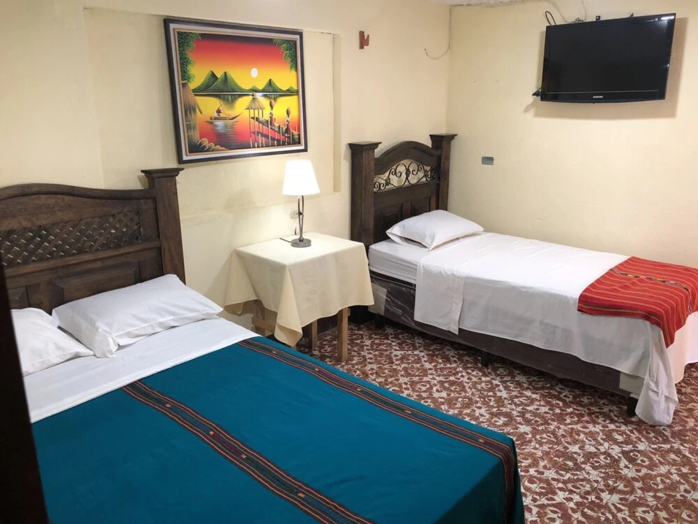 Hotel Panajachel Los Angeles