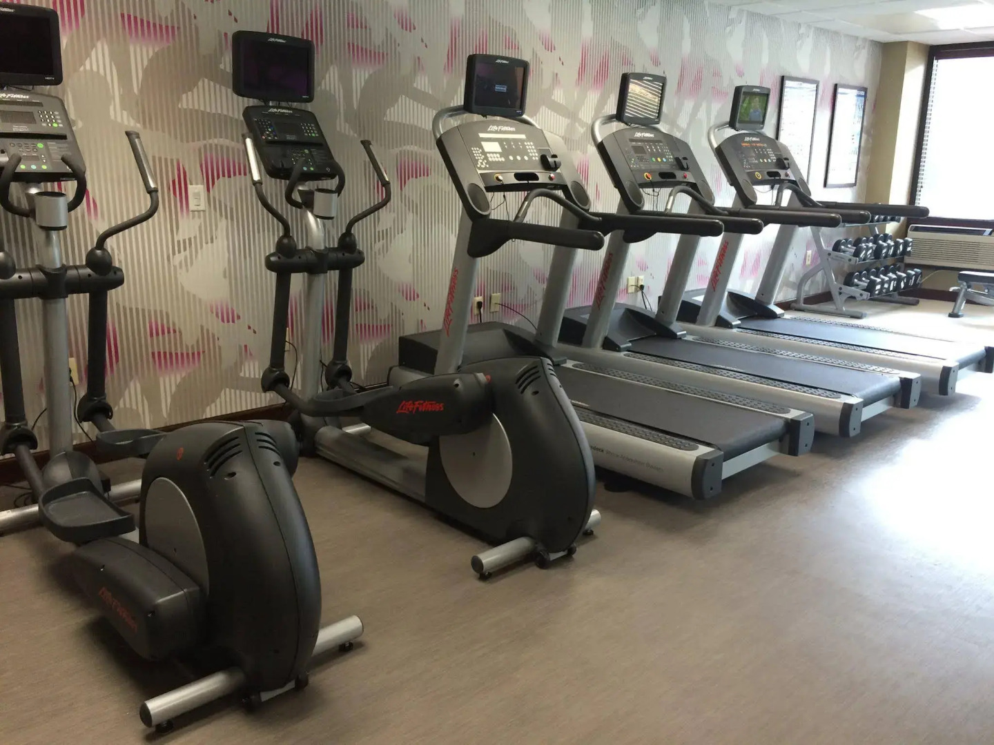 Crowne Plaza Edison by IHG