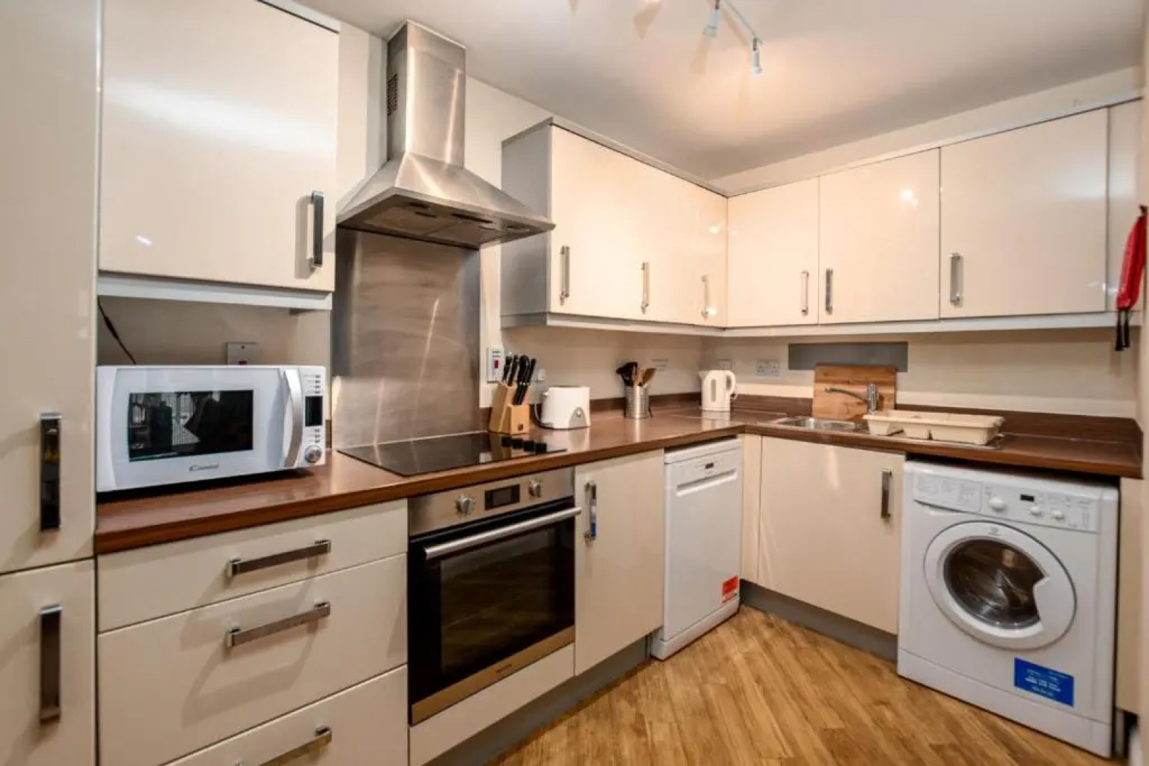 Abodebed - Handleys Court