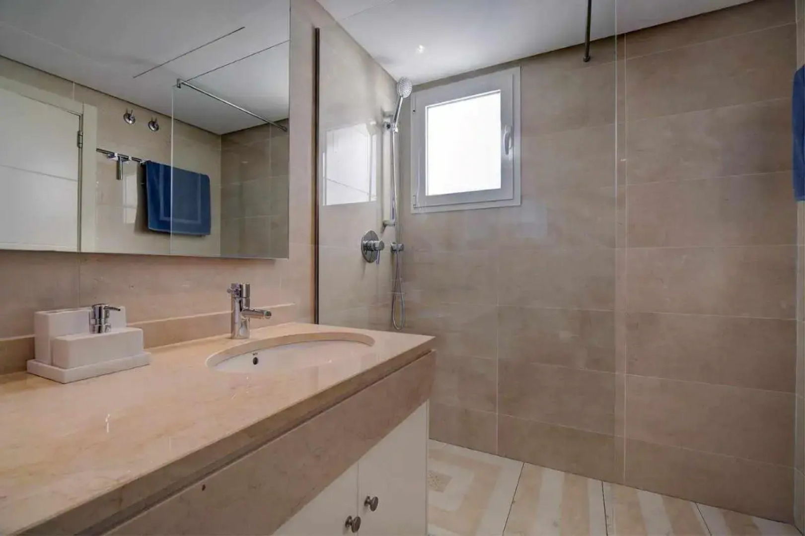 Luxury Penthouse Alcazaba Lagoon EHHouse