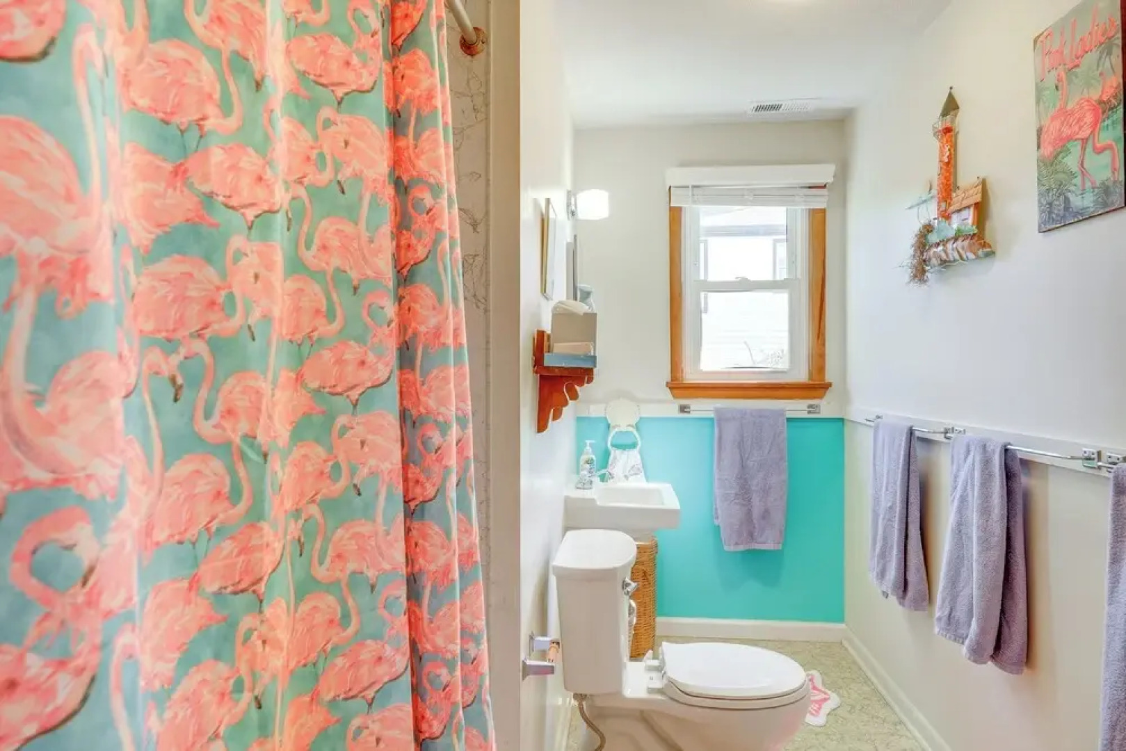 1 Mi to Avalon Pier: Charming Coastal Cottage!