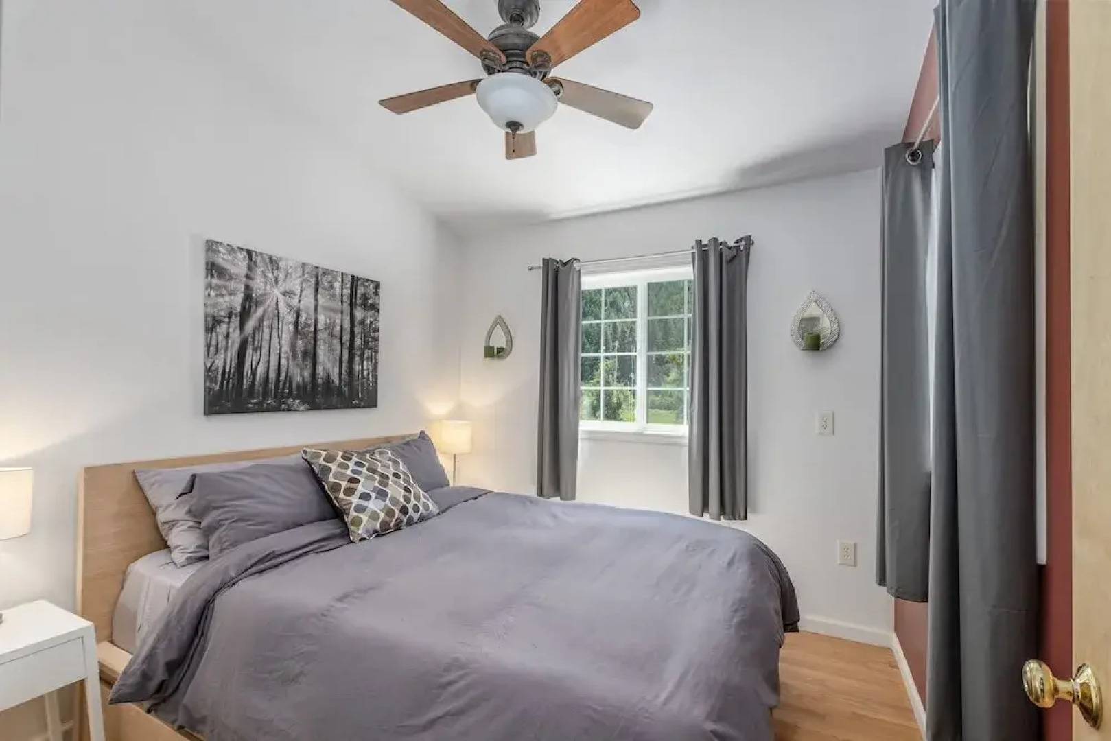 Beaver Hill Cabin Near Plain 2 Bedroom Home by NW Comfy Cabins by RedAwning