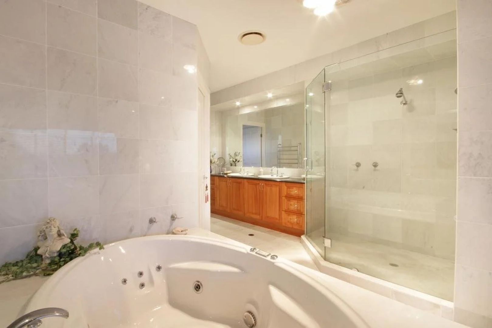 Sanyou International Hotel