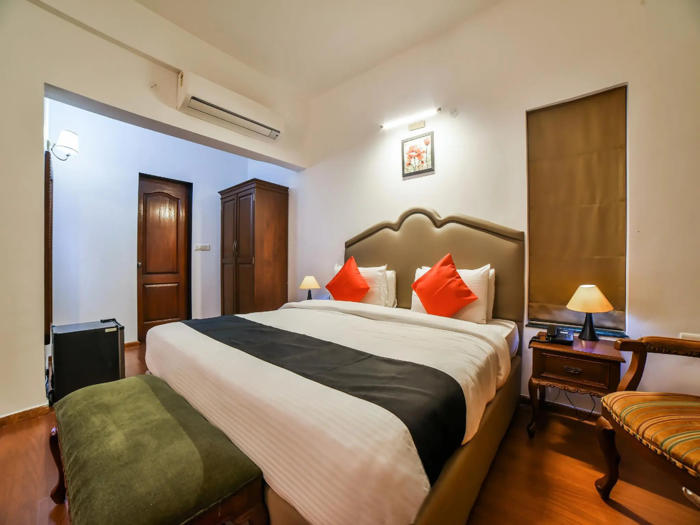 OYO 35442 Parnasala Princely