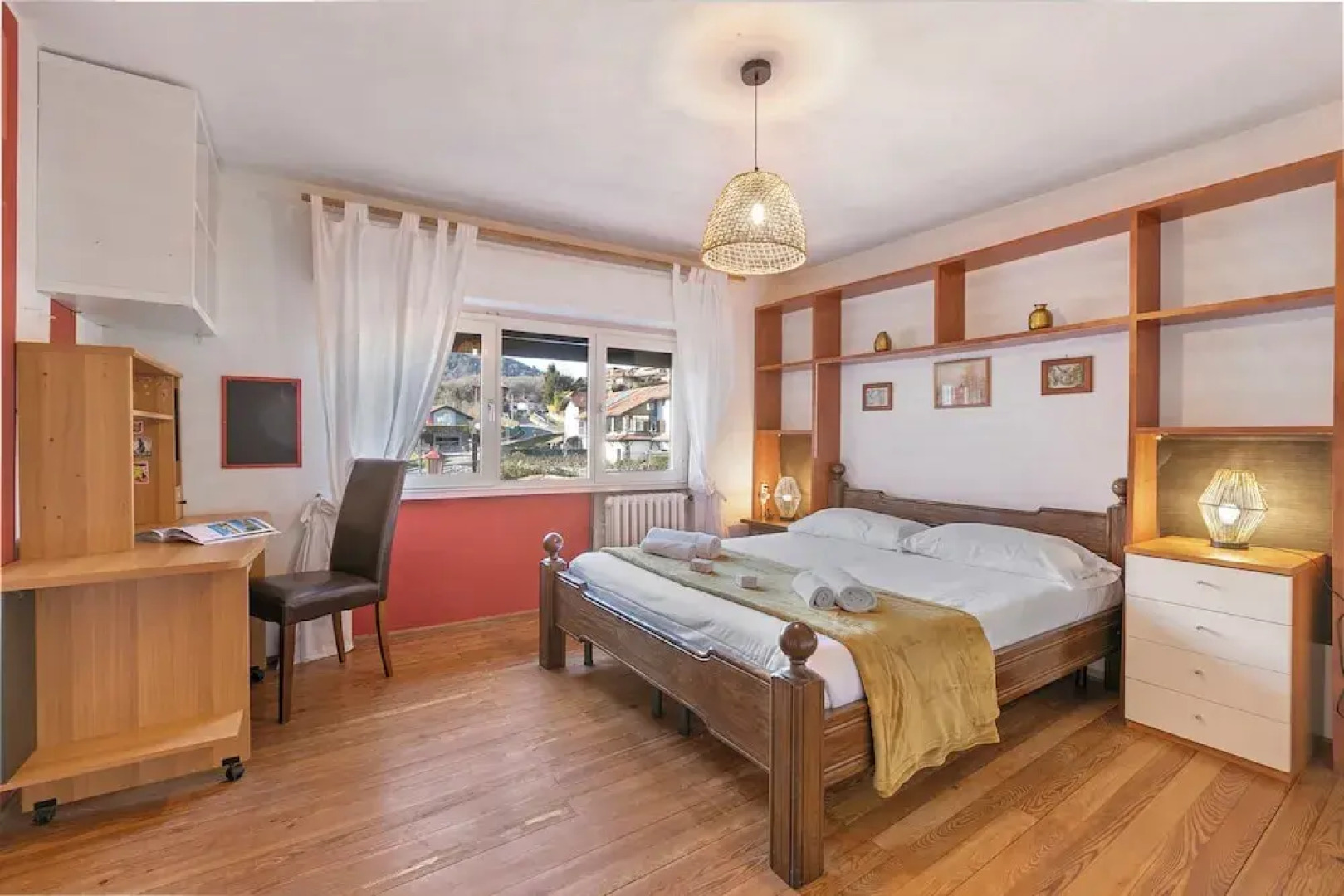 La Lanterna Swimming Pool Retreat