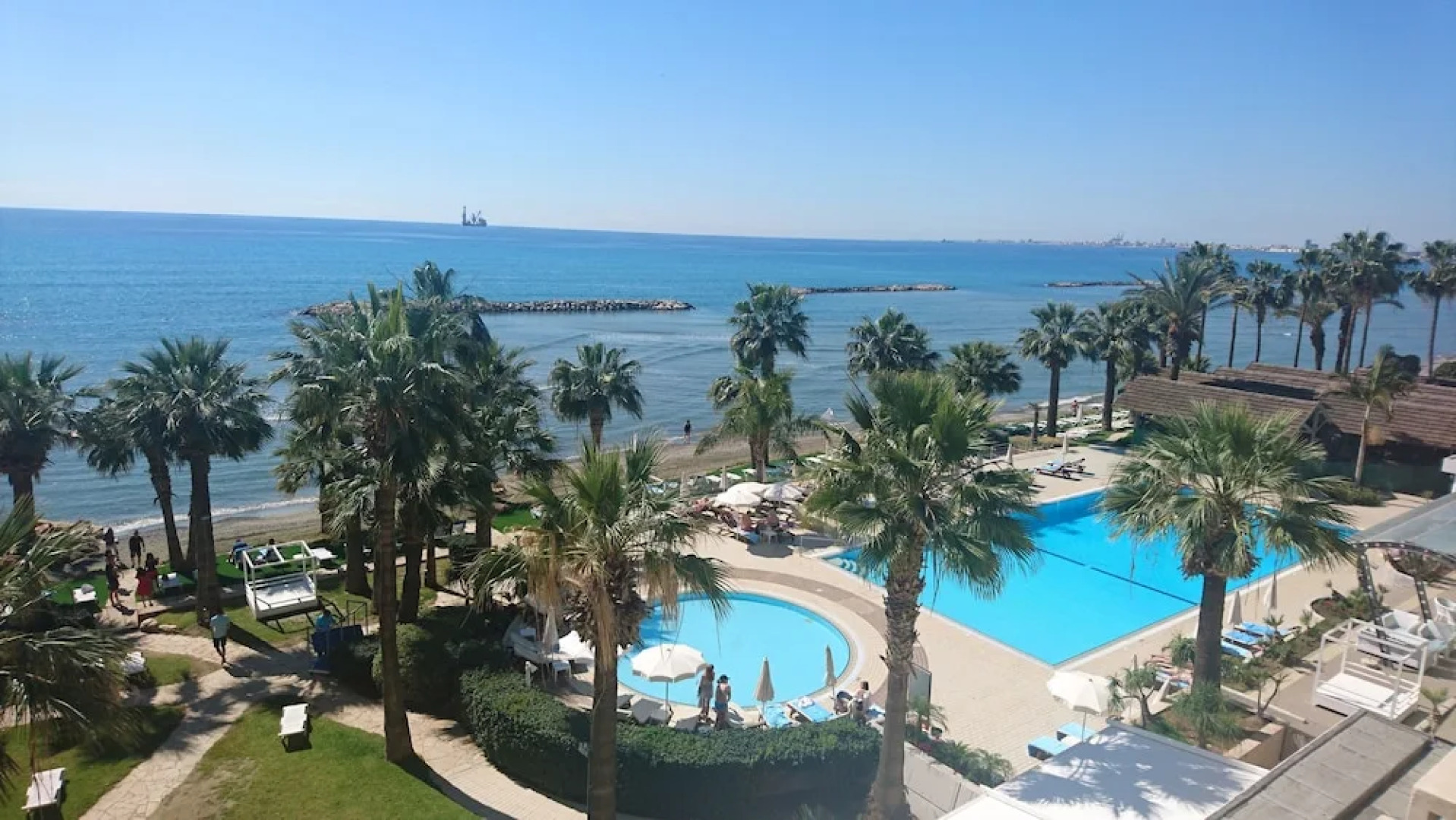 Palm Beach and Bungalows Larnaca