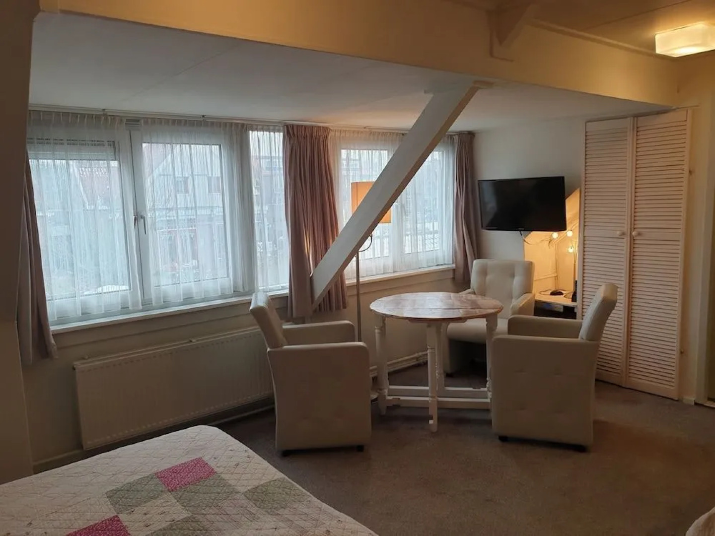 Hotel Brasserie Den Burg