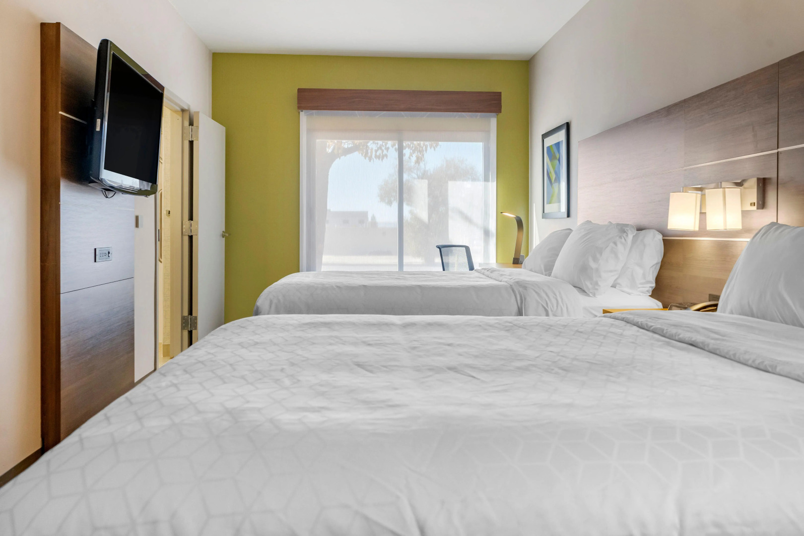 Holiday Inn Express Hotel & Suites Albuquerque Midtown by IHG