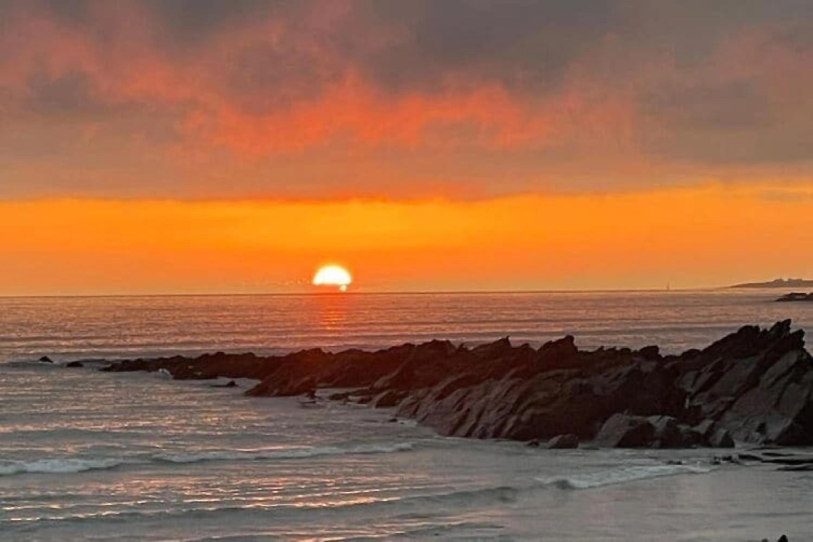 Holiday Home in Plozevet Near Beaches