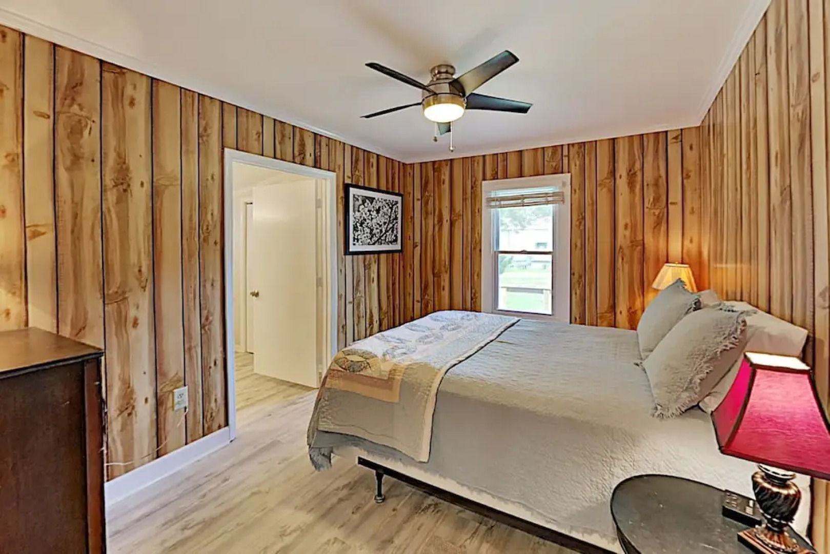 612sunny 2 Bedroom Home