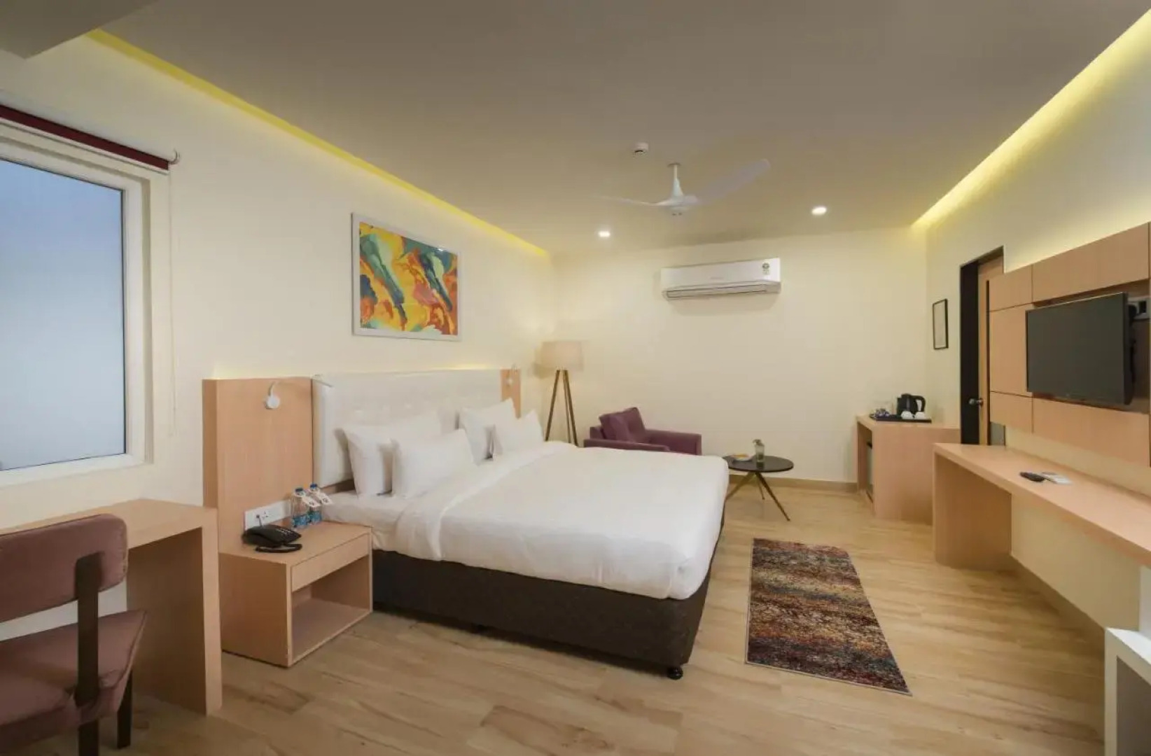 10 Park Street Hotel & Banquets