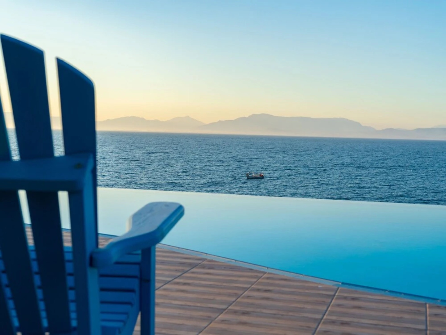 Waterfront Apartment in Central Greece With Swimming Pool