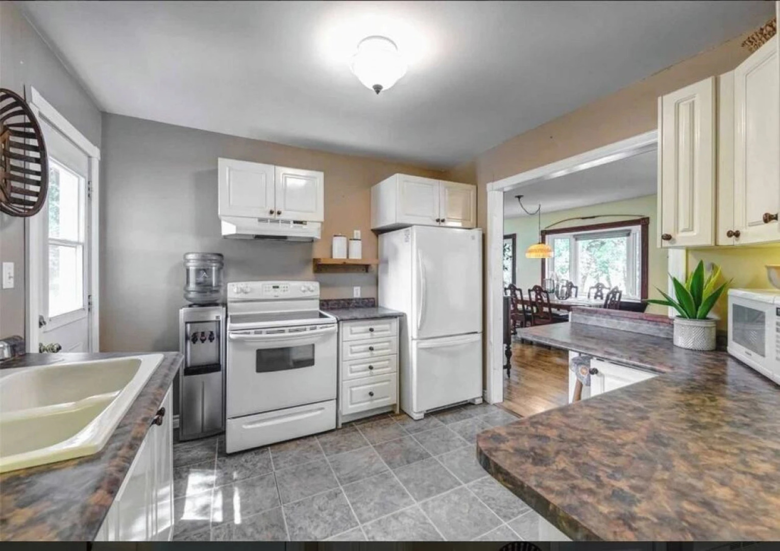 Rustic Pines Waterfront Cottage Clear Water