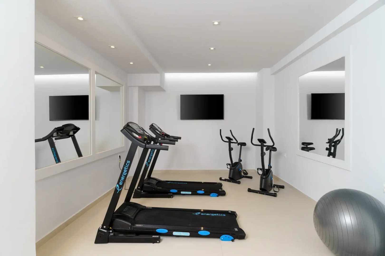 Gallery Central Piraeus Port