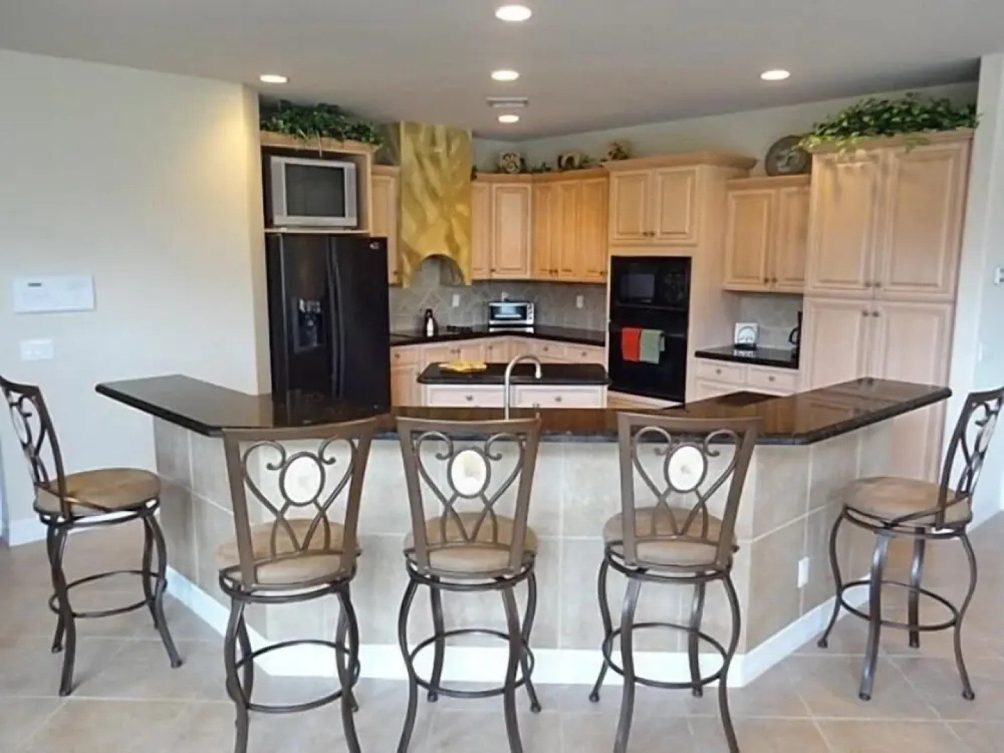 DOVE816 4 Bedroom Holiday Home by Marco Naples Vacation Homes