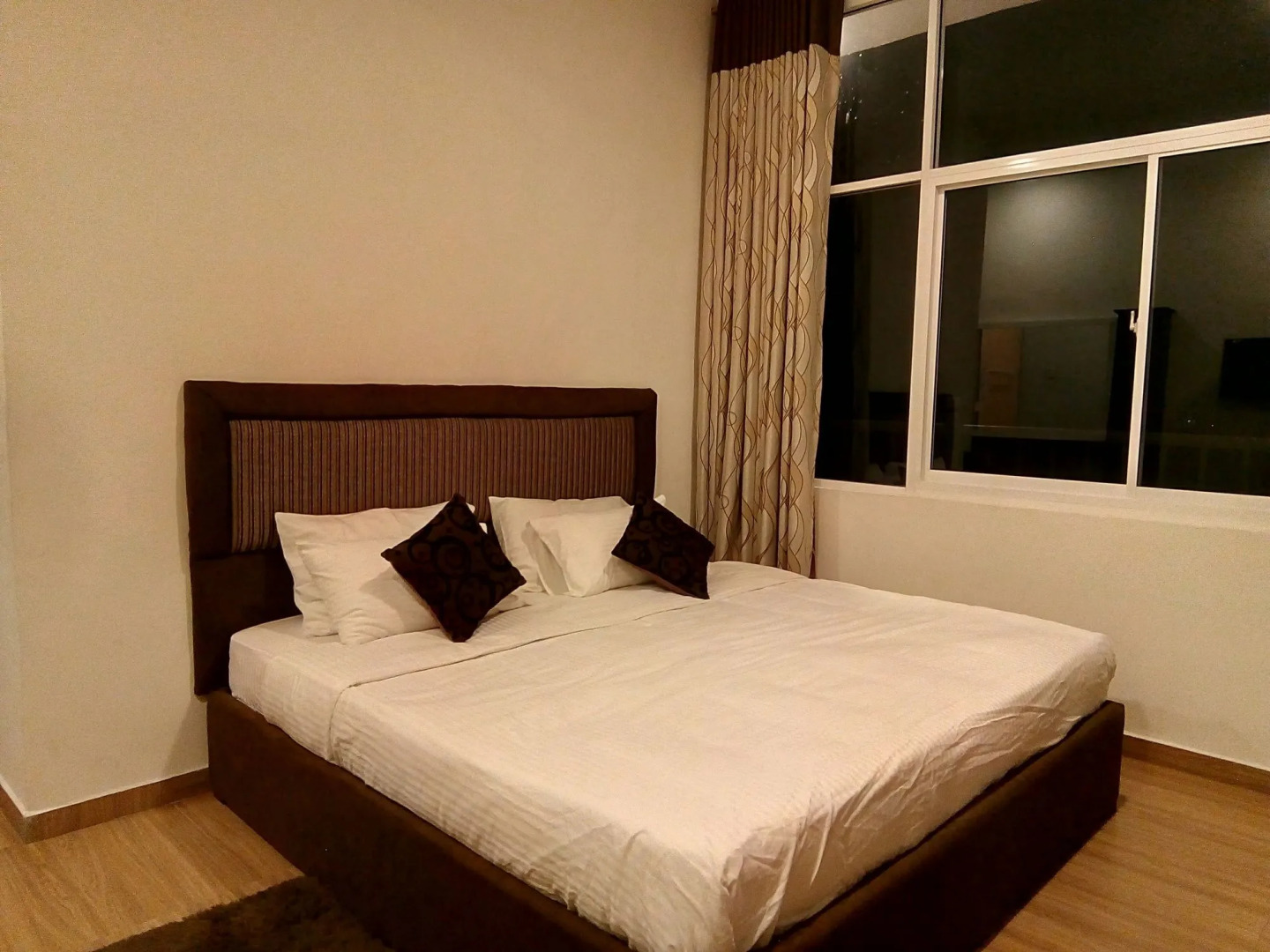 Hill Cool Hotel & Restaurant